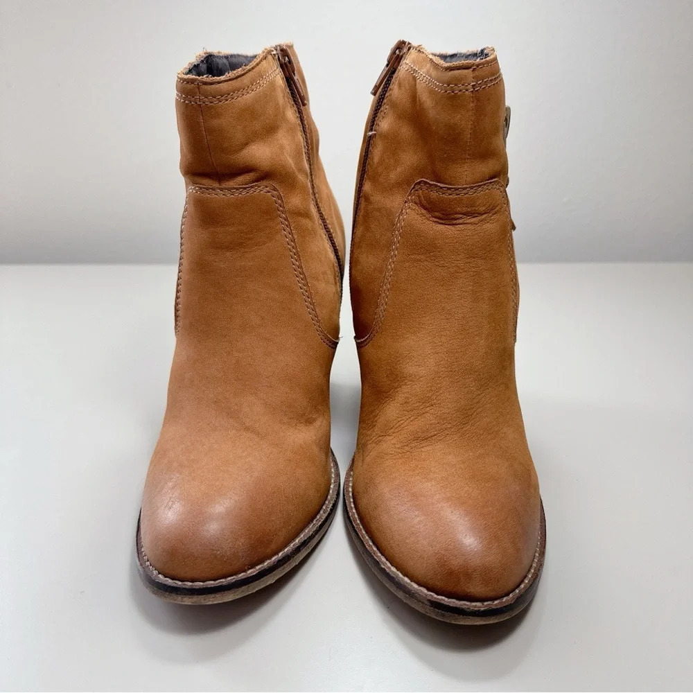 Aldo Womens 9 Suede Leather Heeled Ankle Bootie Brown Color - Picture 2 of 15